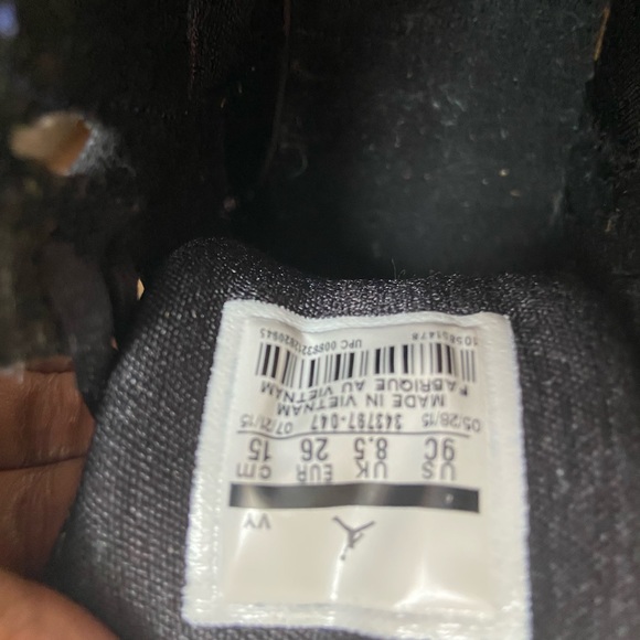 Jordan’s Nike size 9C - Picture 8 of 8